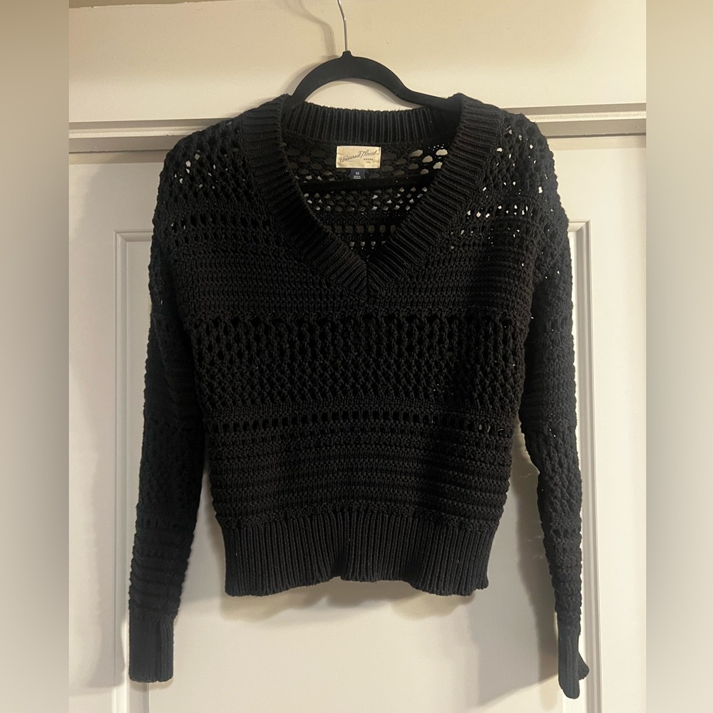 Universal thread black sweater- xsmall
